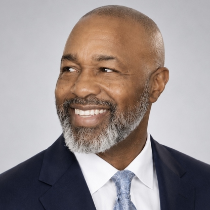 Christopher  Walker Photo